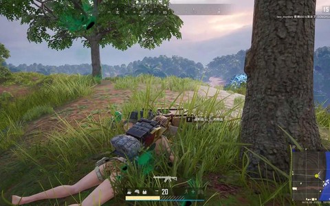 绝地求生怎么移动舔包[图2]